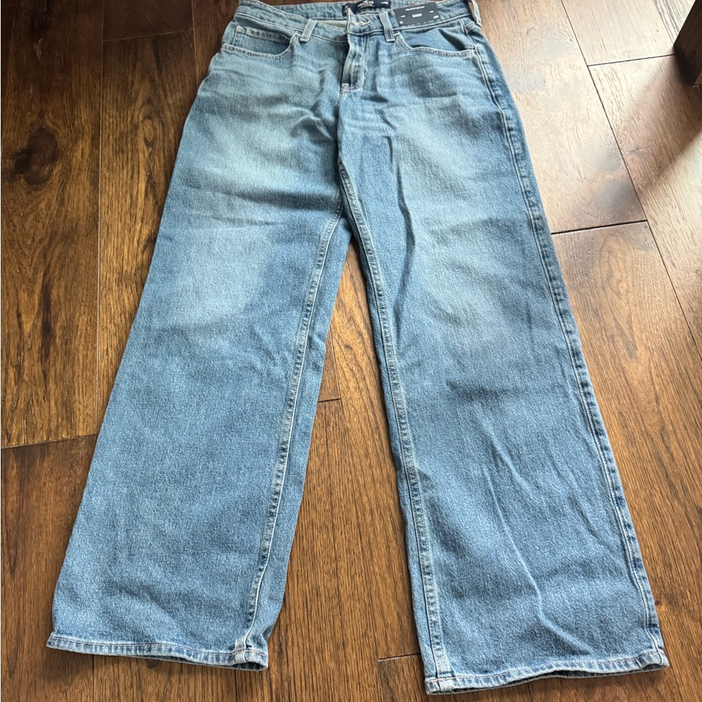 Hollister Relaxed Blue Jeans with Contemporary Wide-Leg